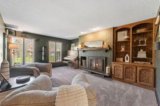 60 Deer Hills Court, Saint Paul, MN 55127