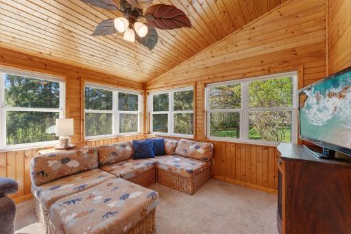 60 Deer Hills Court, Saint Paul, MN 55127