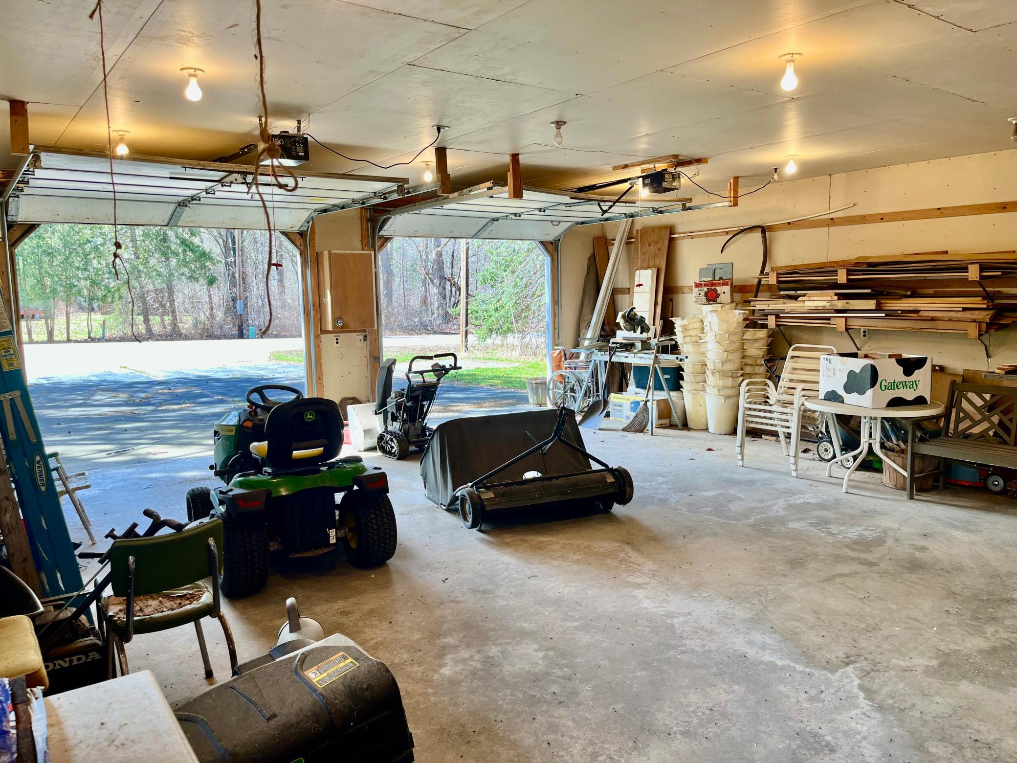Detached 30 x 28 insulated garage