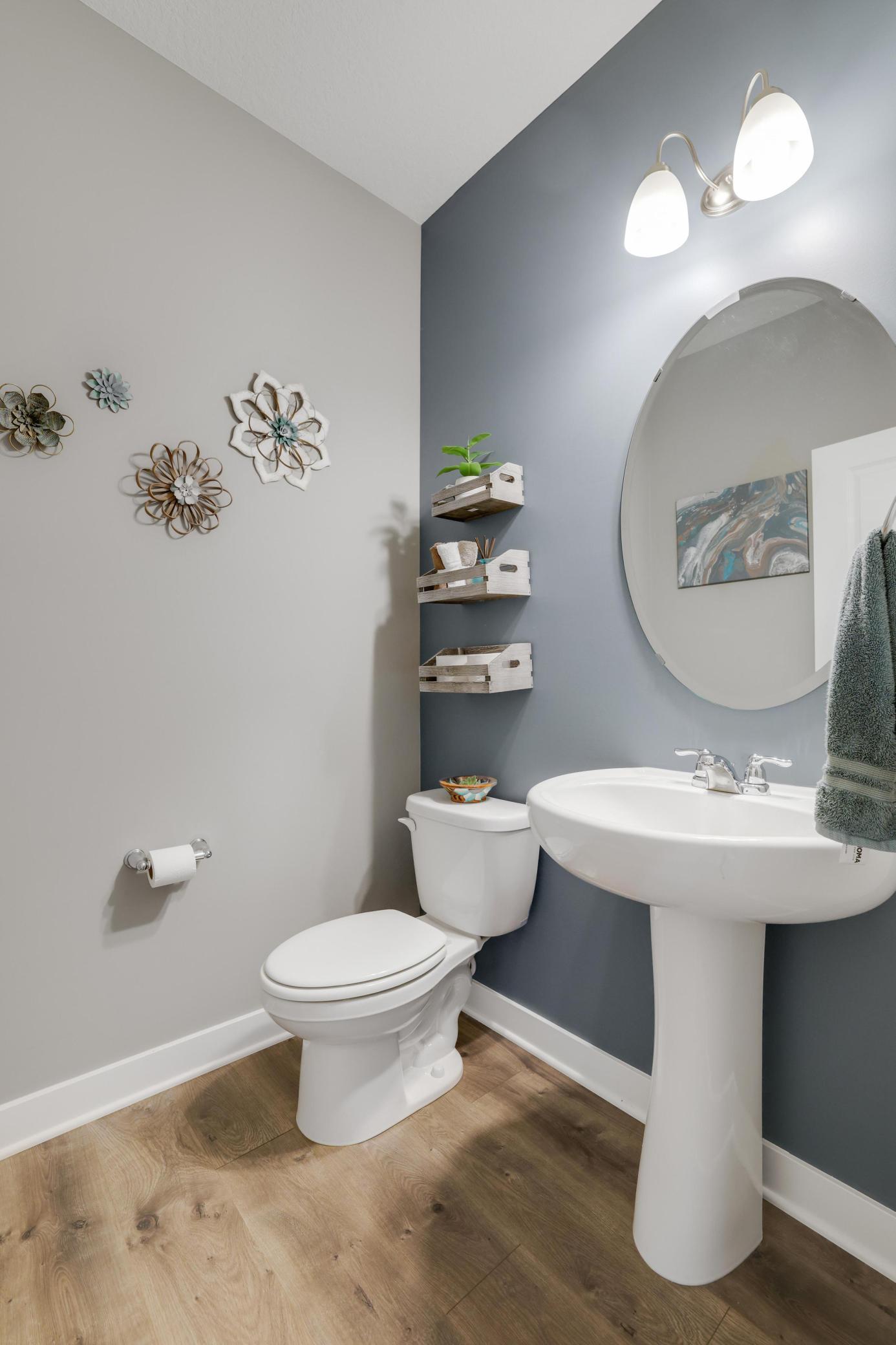 Main level Bathroom.jpg