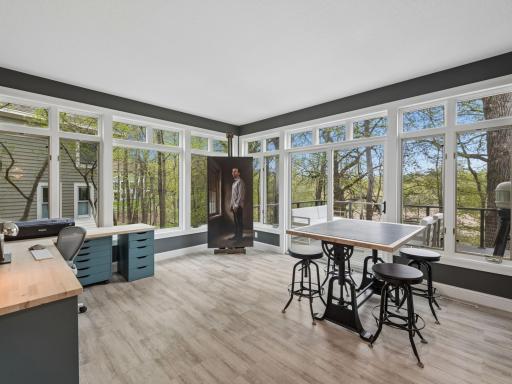 25695 Maple View Court, Excelsior, MN 55331