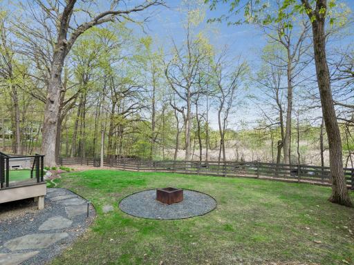 25695 Maple View Court, Excelsior, MN 55331