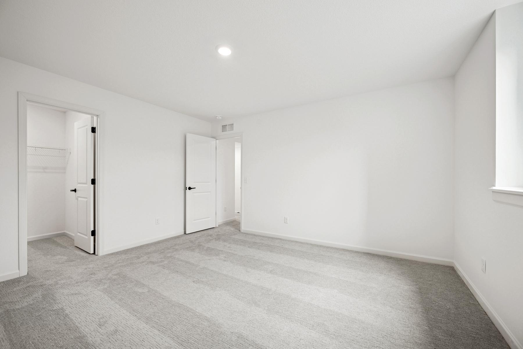 Bedroom 4 in the basaement.