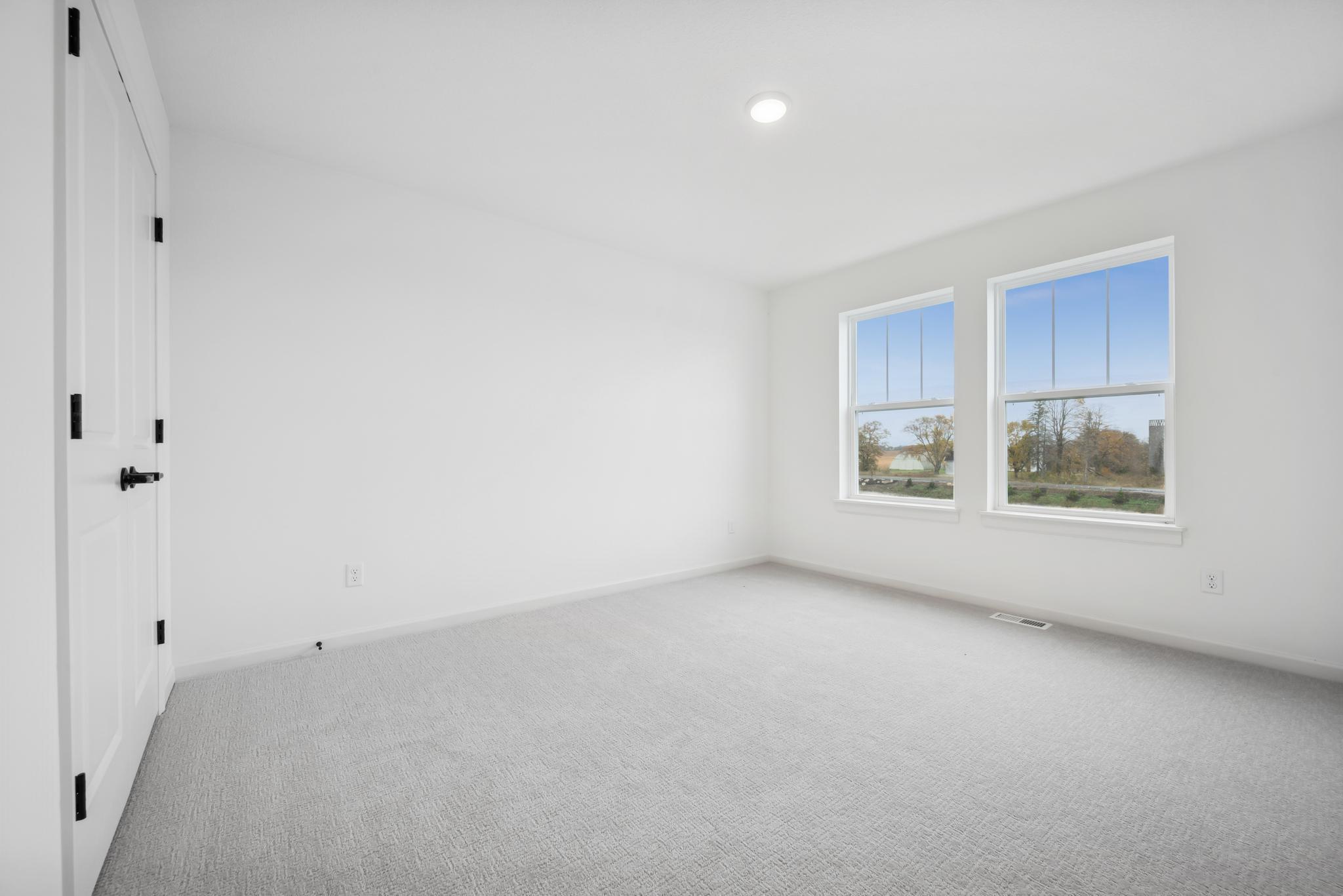 Bedroom *Photos of a similar home*