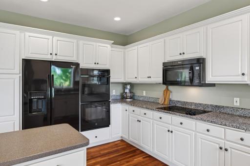 16225 49th Place N, Plymouth, MN 55446