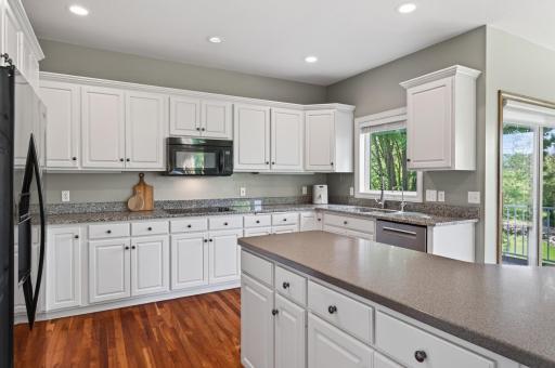 16225 49th Place N, Plymouth, MN 55446