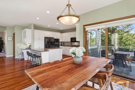 16225 49th Place N, Plymouth, MN 55446