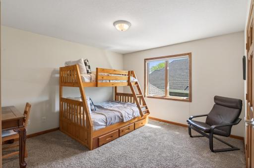 16225 49th Place N, Plymouth, MN 55446