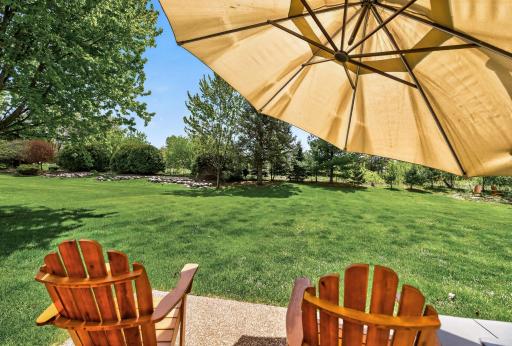 16225 49th Place N, Plymouth, MN 55446