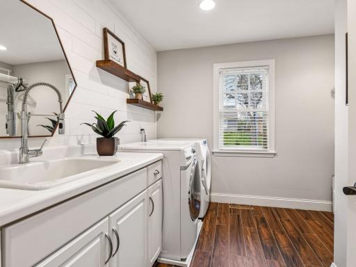 5712 Beard Avenue S, Edina, MN 55410