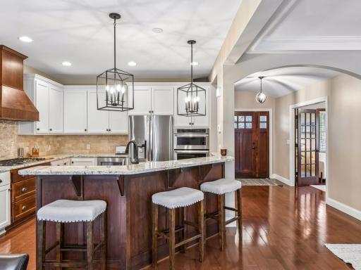 5712 Beard Avenue S, Edina, MN 55410
