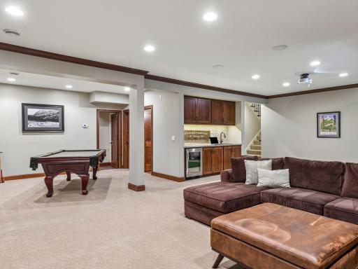 5712 Beard Avenue S, Edina, MN 55410