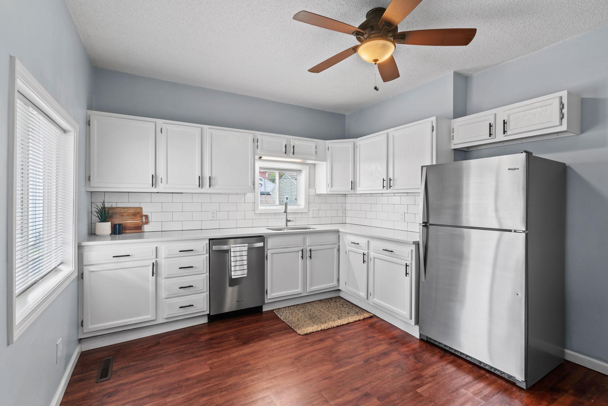 32-web-or-mls-387 Stryker Ave-32.jpg