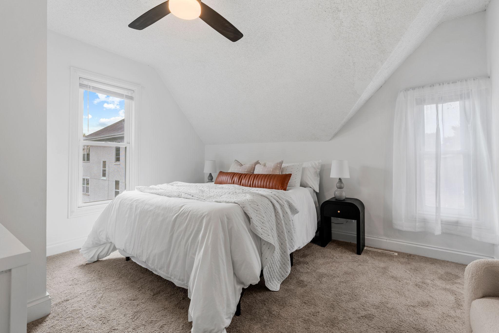 65-web-or-mls-387 Stryker Ave-65.jpg