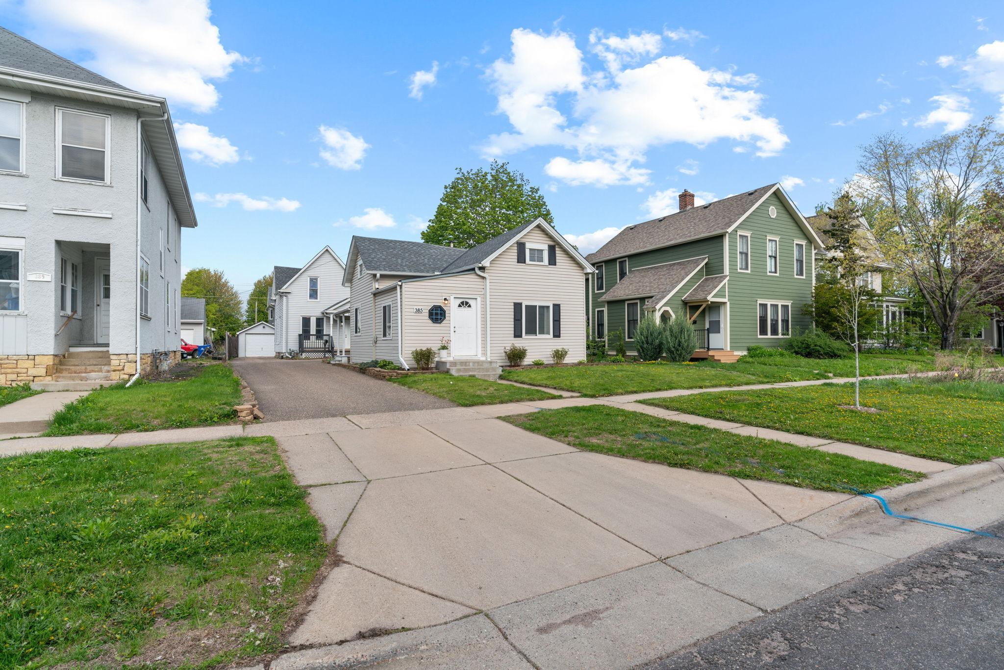 1-web-or-mls-387 Stryker Ave-1.jpg