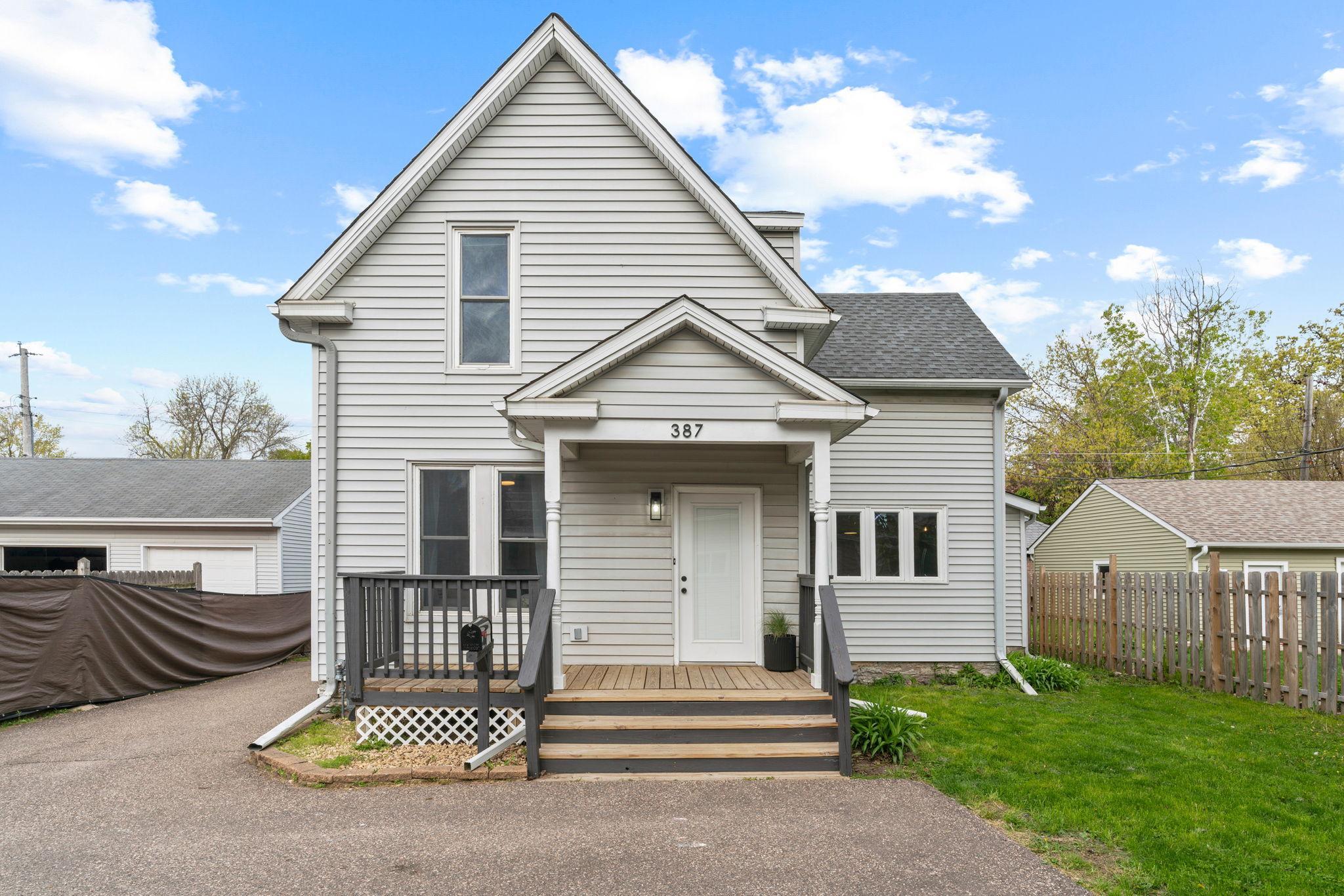 9-web-or-mls-387 Stryker Ave-9.jpg