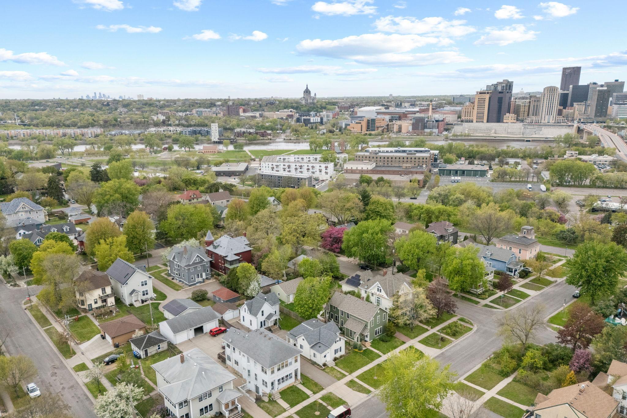 21-web-or-mls-387 Stryker Ave-21.jpg