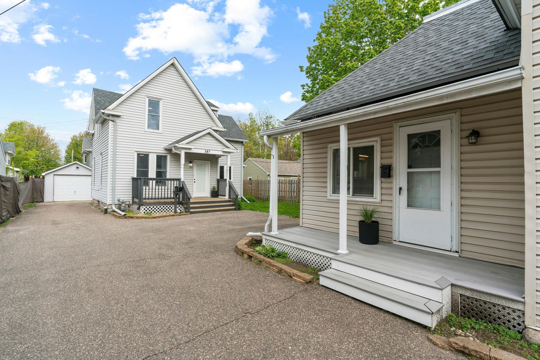 5-web-or-mls-387 Stryker Ave-5.jpg