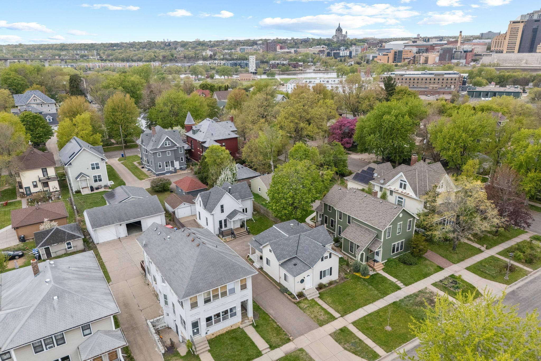 17-web-or-mls-387 Stryker Ave-17.jpg