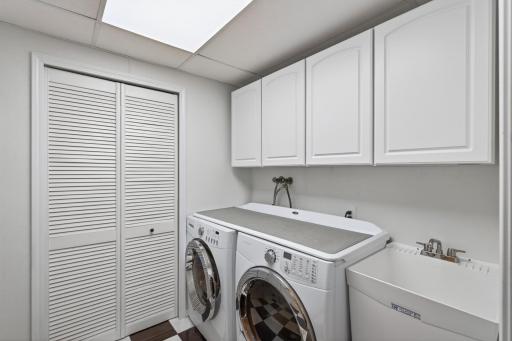 Upgraded front load washer and gas dryer with even more storage.