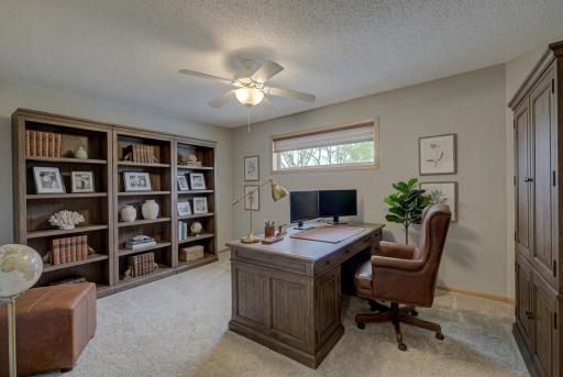 16807 Edinburg Way-bouns space for a study/craft/movie room???