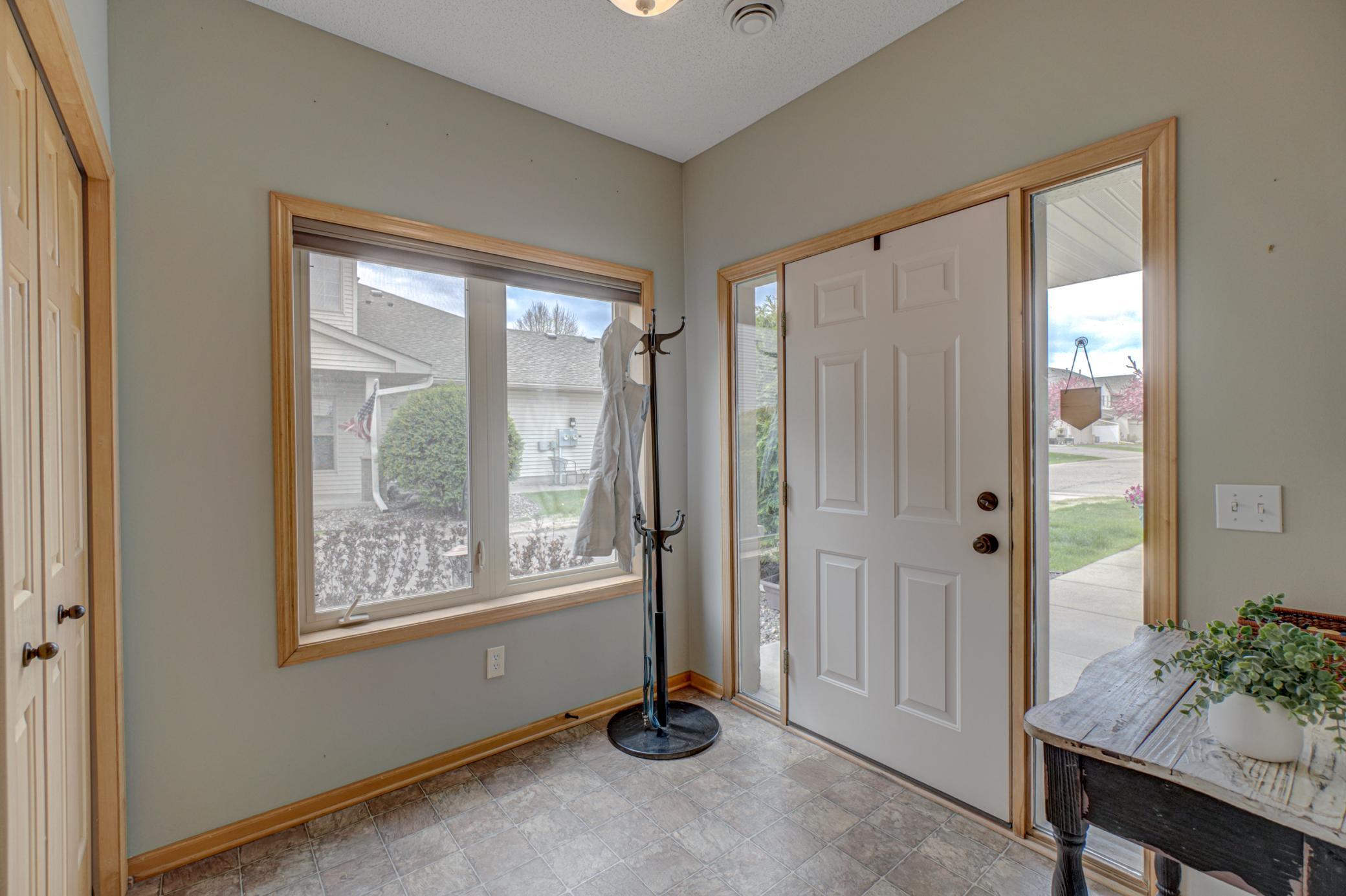 16807 Edinburg Way-nice front entry