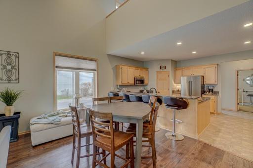 16807 Edinburg Way, Lakeville, MN 55024