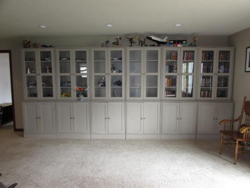 Built In's/Family Room