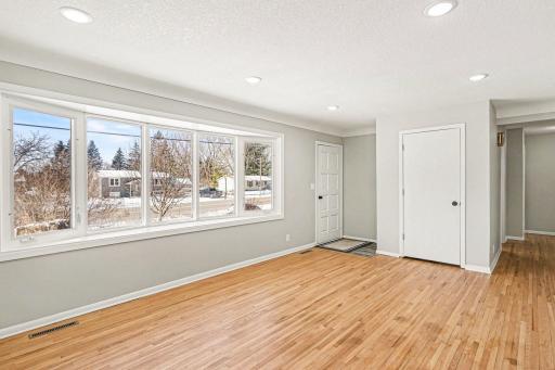 20140 Akin Road, Farmington, MN 55024