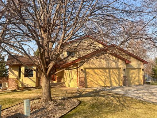 9161 N Kentucky Avenue N, Brooklyn Park, MN 55445