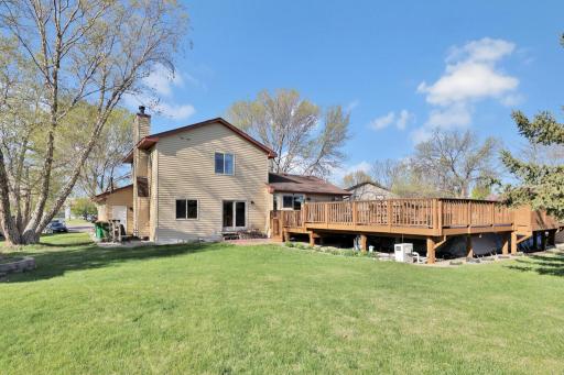 9161 N Kentucky Avenue N, Brooklyn Park, MN 55445
