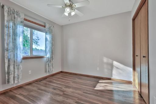 9161 N Kentucky Avenue N, Brooklyn Park, MN 55445