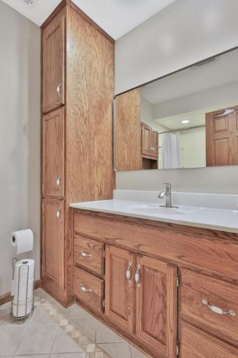 9161 N Kentucky Avenue N, Brooklyn Park, MN 55445