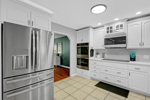 2114 Soderville Drive NE, Andover, MN 55304