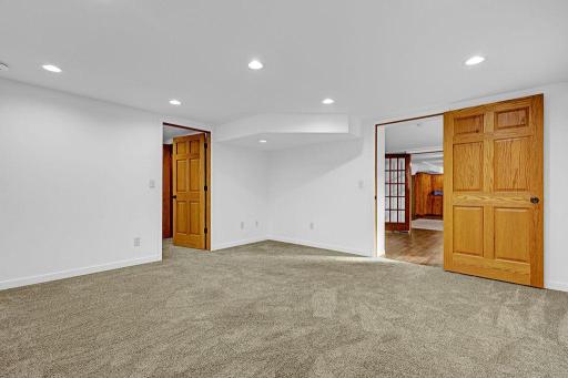 2114 Soderville Drive NE, Andover, MN 55304