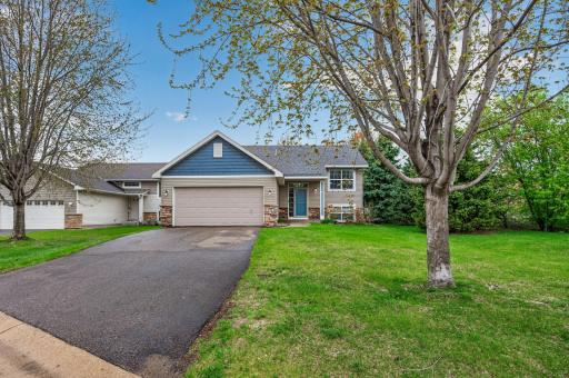 14611 Boxwood Path, Rosemount, MN 55068