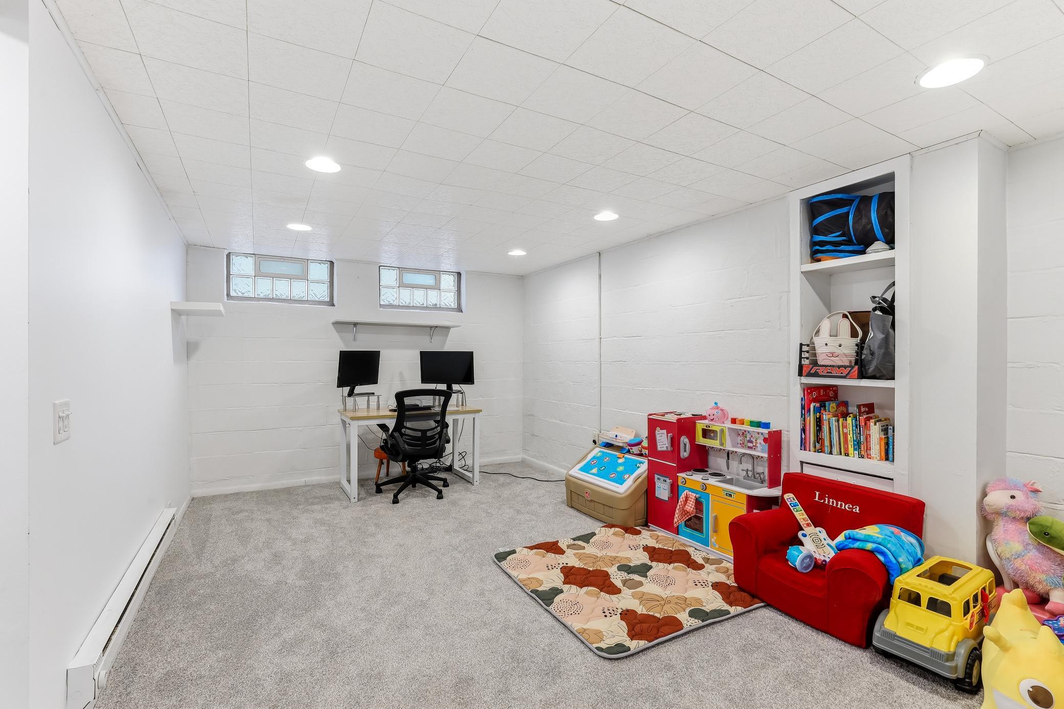 Options abound for anyone who needs to work from home