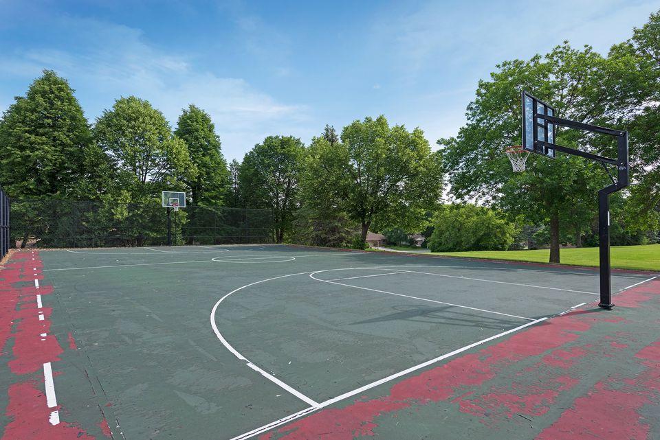 Basketball courts at Prairie East Park