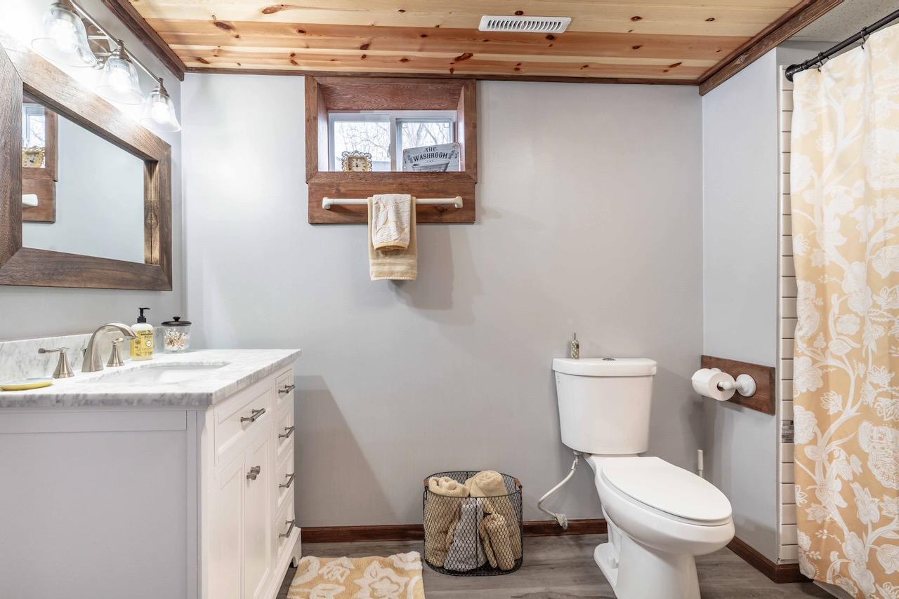 29 BasementBathroom.jpeg