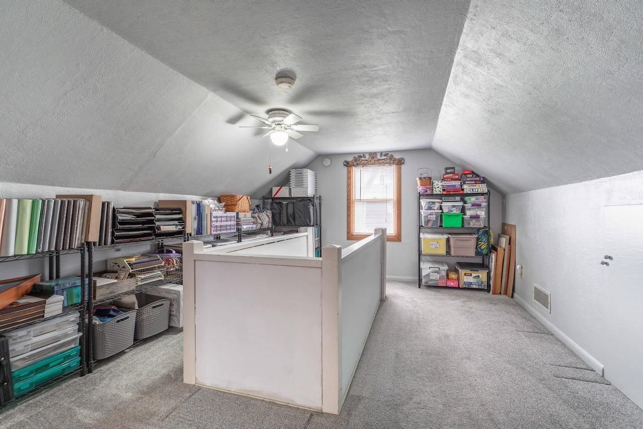 21 UpstairsRoom.jpeg