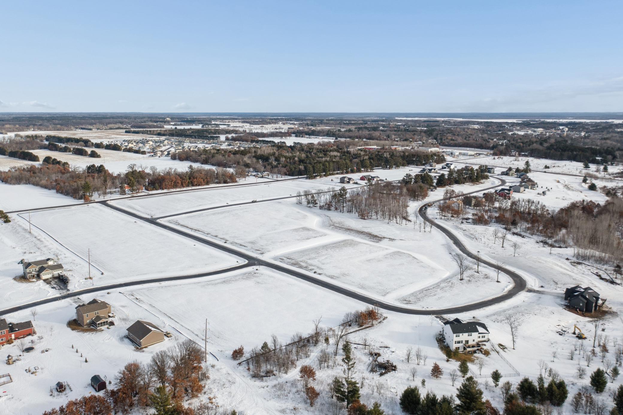 Sunrise Bluff 3rd Addition - Aerial of Community