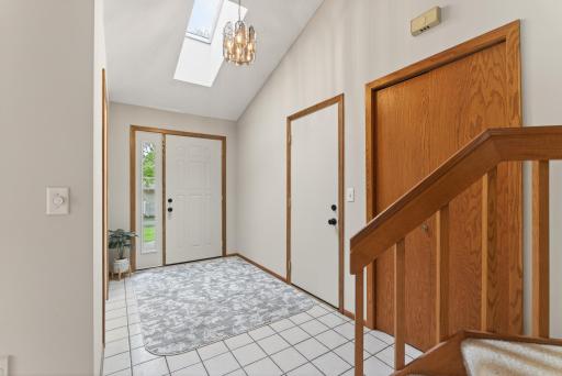 Large foyer has a skylight and large closet