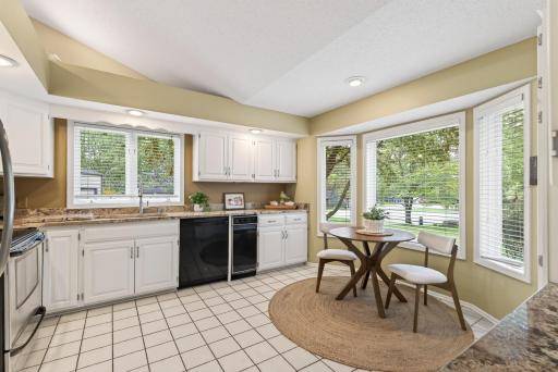 4301 Arrowhead Court, Minnetonka, MN 55345