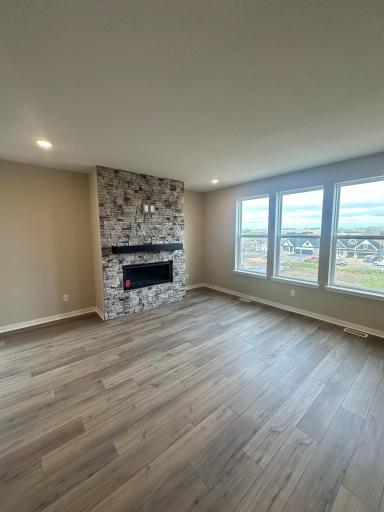 19289 Everfield Avenue, Farmington, MN 55024