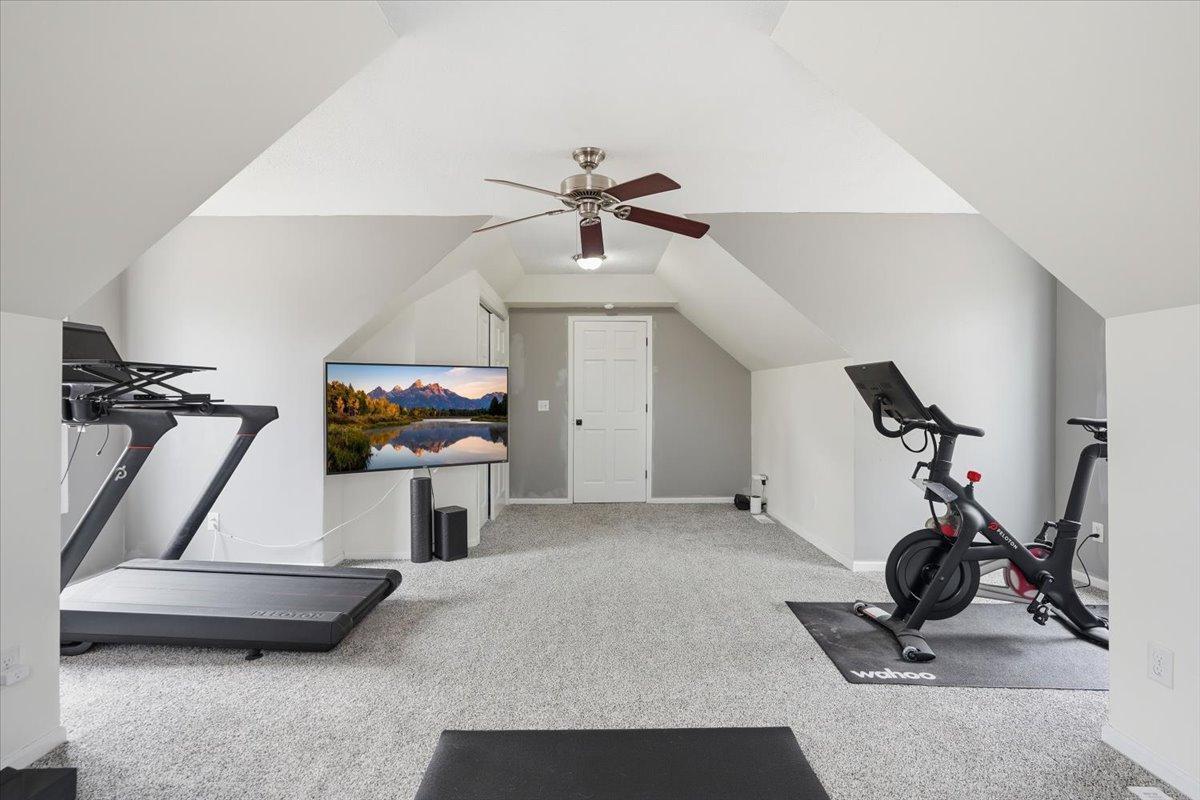 The expansive 22x21 sq ft room can function as a home gym, guest space, playroom...you name it!