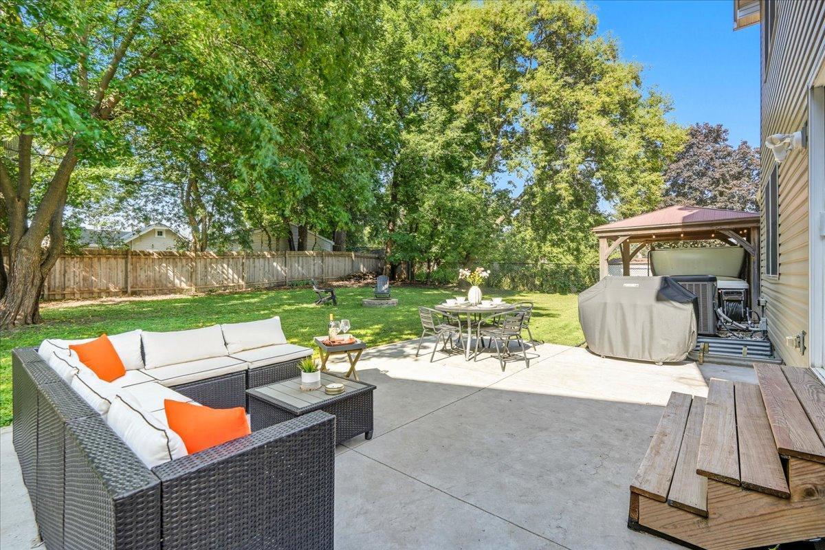 Whether you are grilling hot dogs for dinner or just ready to enjoy the fresh air, this backyard is the space you have been looking for.