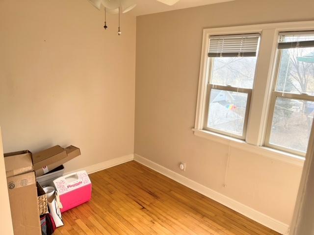 Upper Unit-Bedroom2.jpg