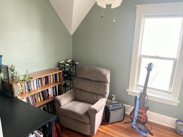 Upper Unit-Bedroom.jpg