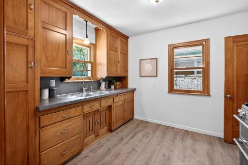 1207 E 54th Street, Minneapolis, MN 55417