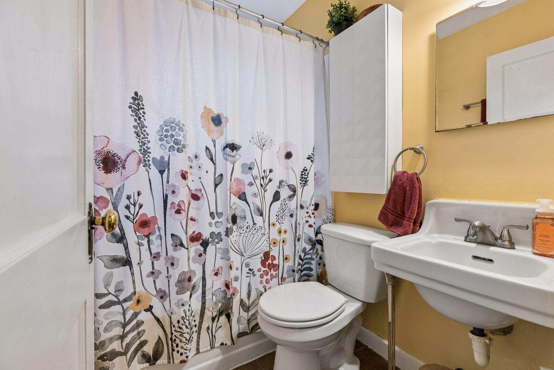 Unit 4625 - Bathroom